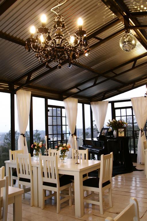 Zietsies Guest House Johannesburg Bagian luar foto